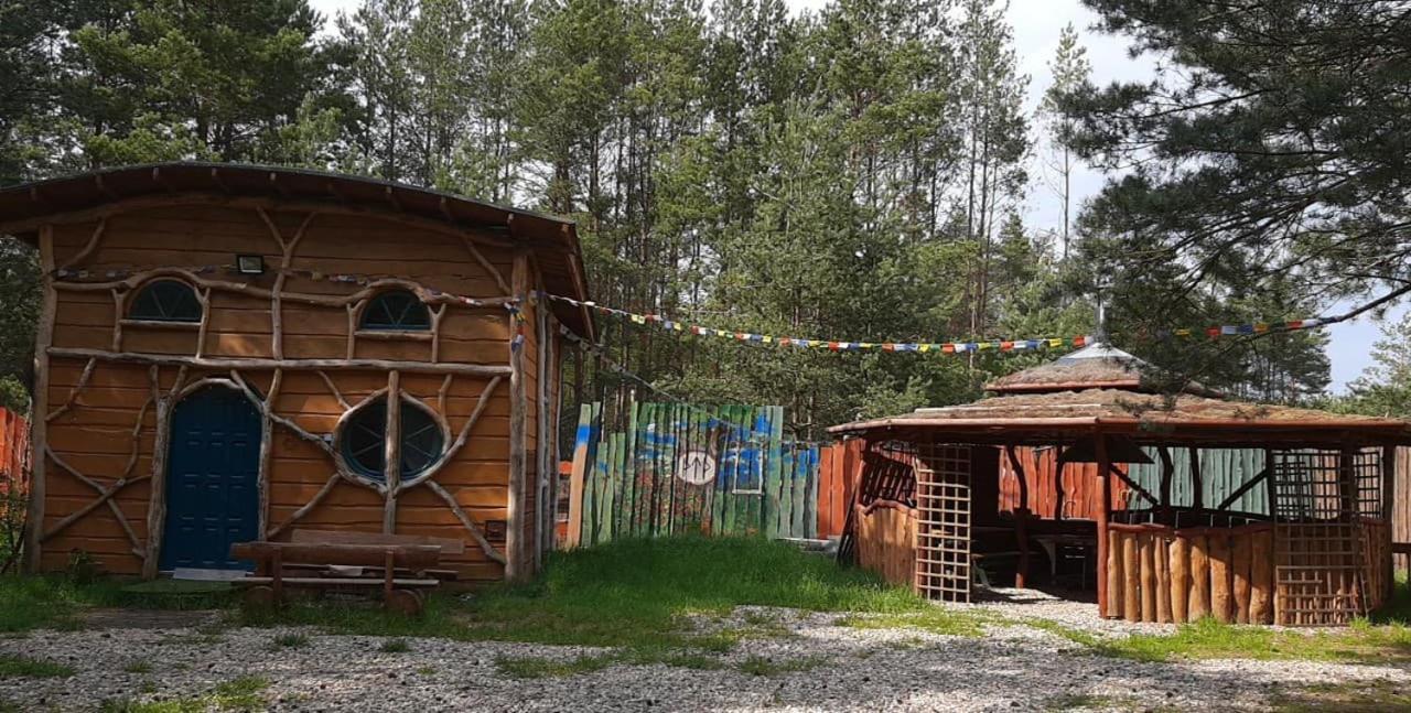 Midgard Hotel Osiecznica Eksteriør billede